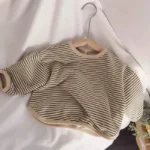 سويت شيرت أطفال بلون بيج هادئ — صورة 2