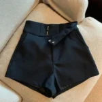 شورت أسود أنيق بقصّة عصرية — صورة 4