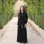 طقم سويت شيرت وتنورة طويلة للفتيات — صورة 4