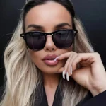 نظارة شمسية مربّعة بإطار عريض — صورة 3