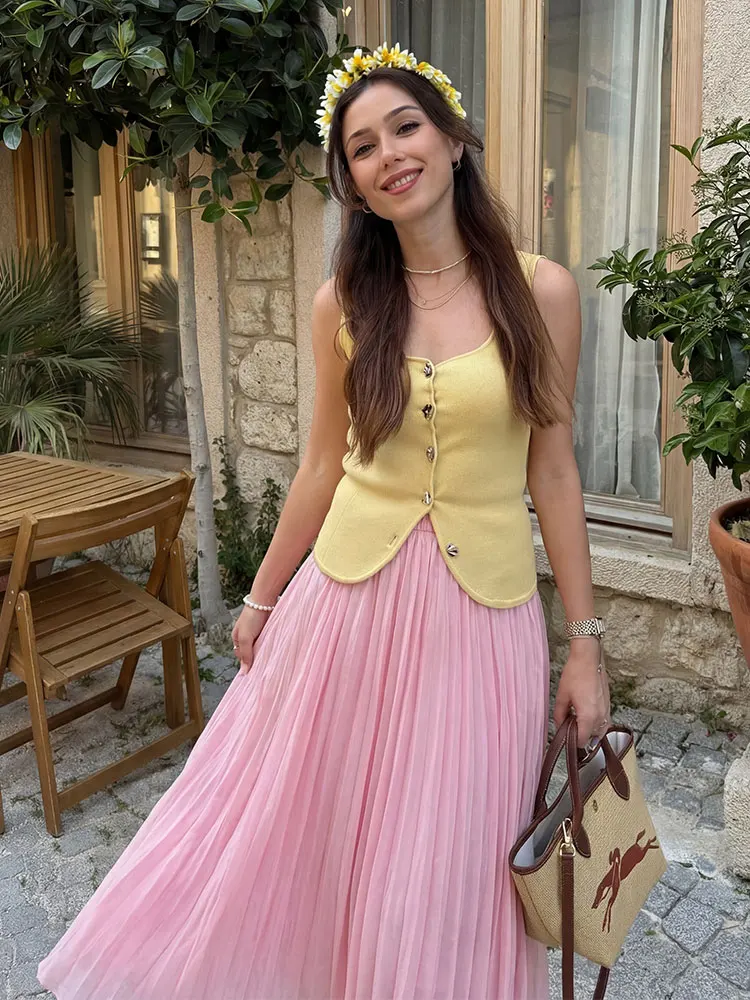 تنورة بليسيه بخصر مطاطي وقصّة A