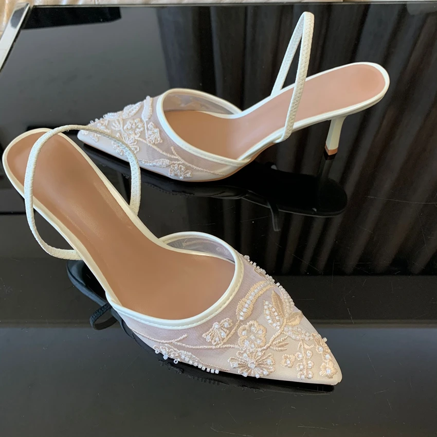 Women's White Shoes with Floral Embroidery