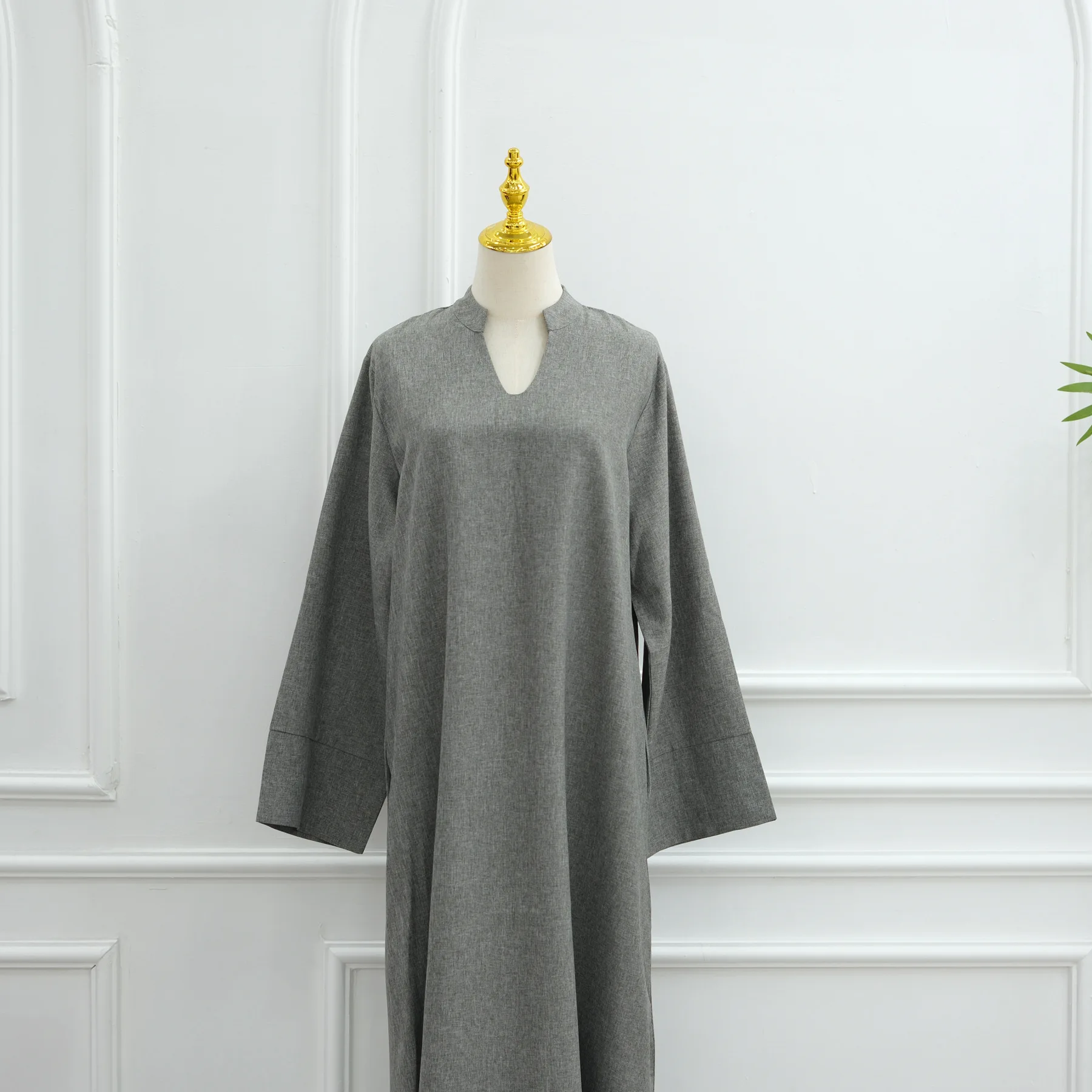 Dubai-Style Modest Eid Dress — Image 36