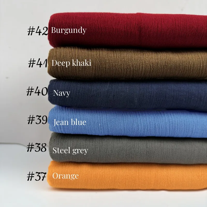 Solid Cotton Hijab with Fringe — Image 13