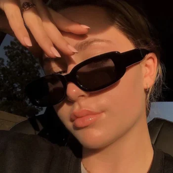 نظارة شمسية بطراز كلاسيكي