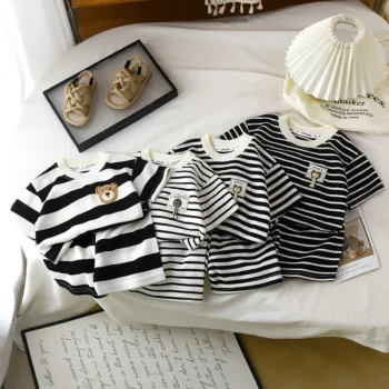 Kids' 2-Piece Set with Short Sleeves and Shorts