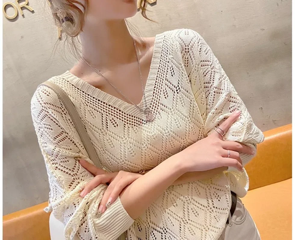 بلوفر كروشيه برقبة V — صورة 12