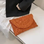 حقيبة ظرف صيفية بغطاء أمامي — صورة 3