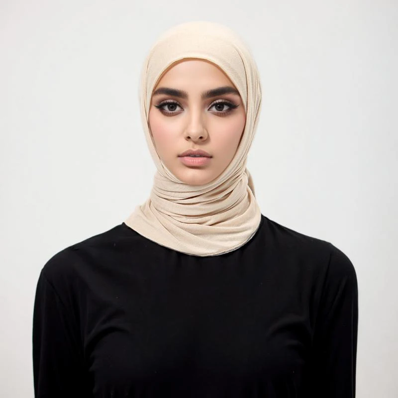 طرحة مثلّثة سادة — صورة تفصيلية 4