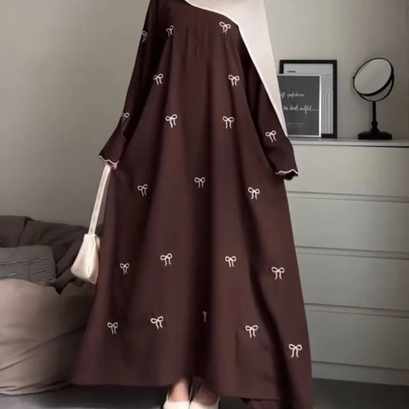 عباية دبي مطرّزة بفراشات — صورة 14