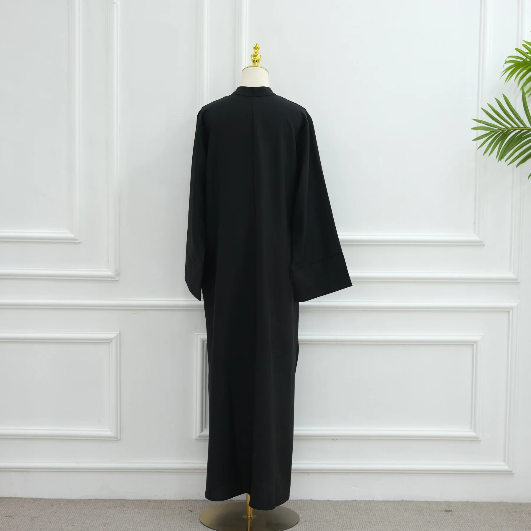 Dubai-Style Modest Eid Dress — Image 40
