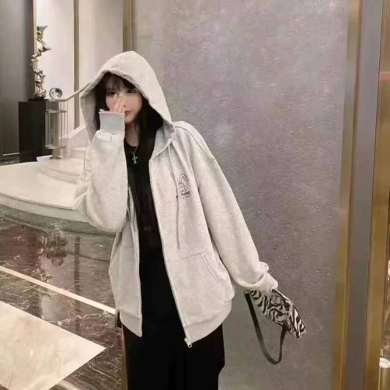 Sporty Hoodie with Zipper