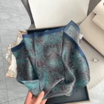 طرحة ساتان خفيفة — صورة 2
