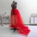 تنورة تول قابلة للفصل فوق الفستان — صورة 4