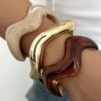 طقم ثلاث أساور راتنج بموج غير منتظم