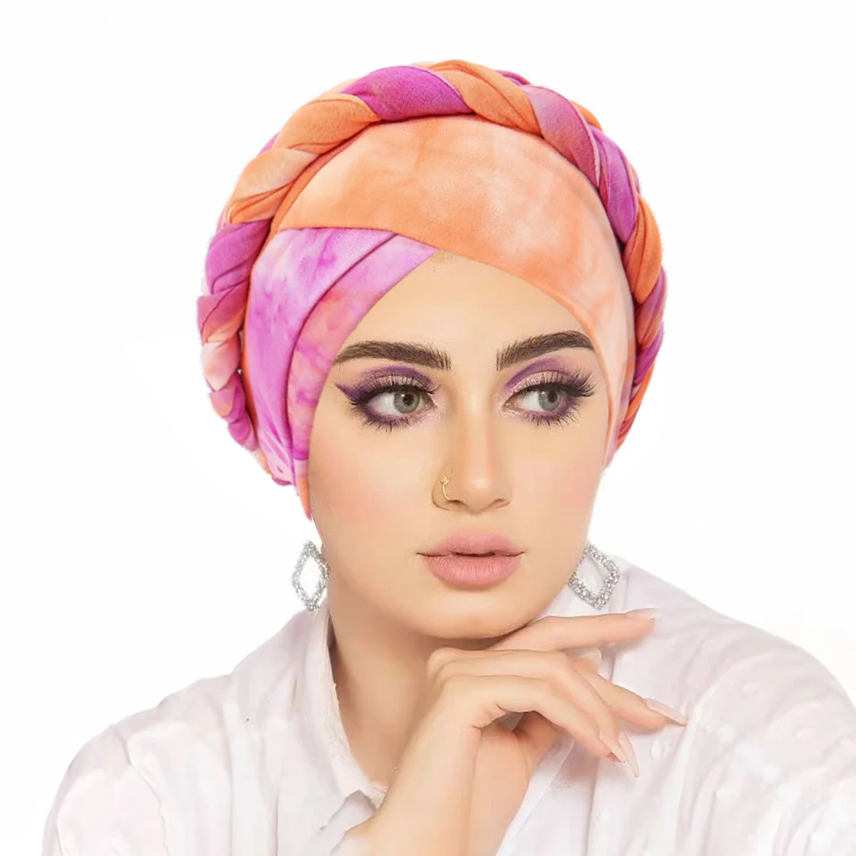عمامة بوهيمية مطبوعة بضفيرة