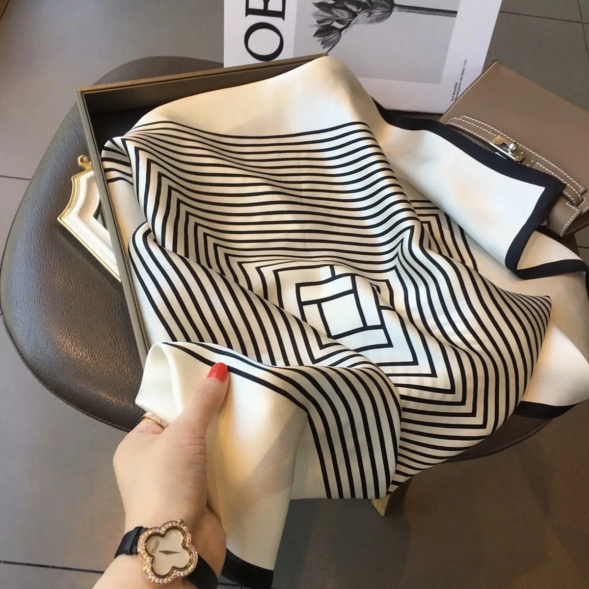 Korean-Style Striped Brocade Scarf