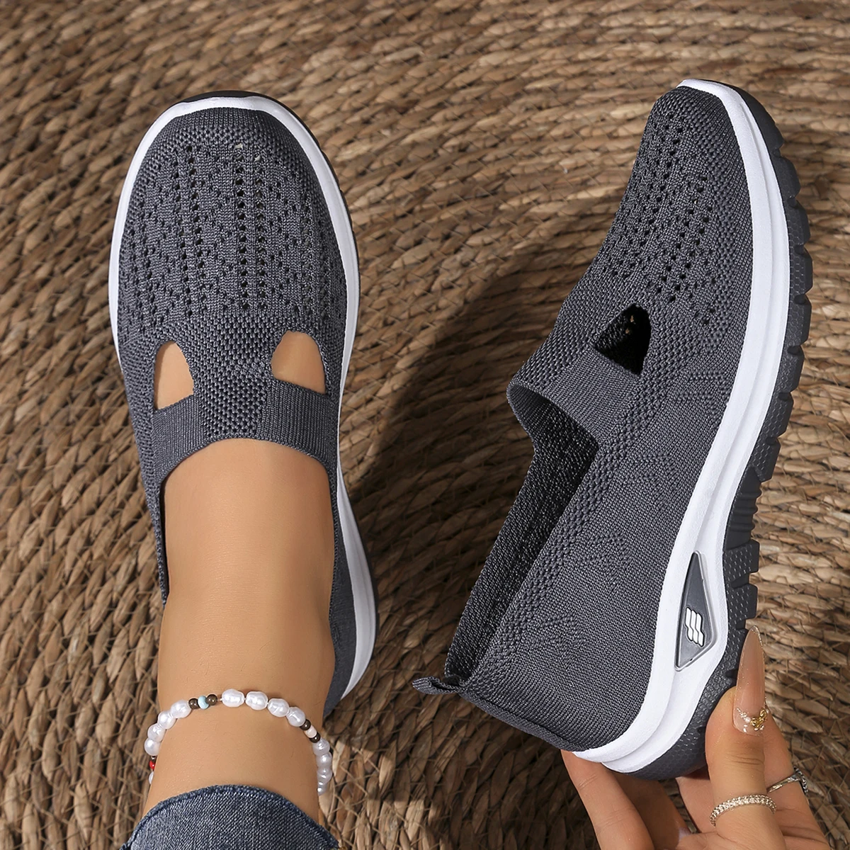 Women's Casual Summer Shoes with Ribbed Sole