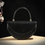 Small Square Evening Bag with Simple Design — Image 5