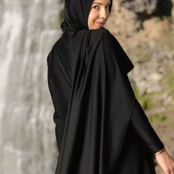 حجاب سباحة جاهز بلون سادة
