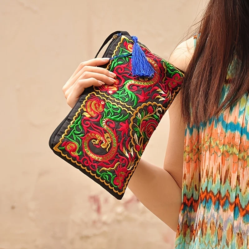 Heritage-Style Embroidered Long Wallet