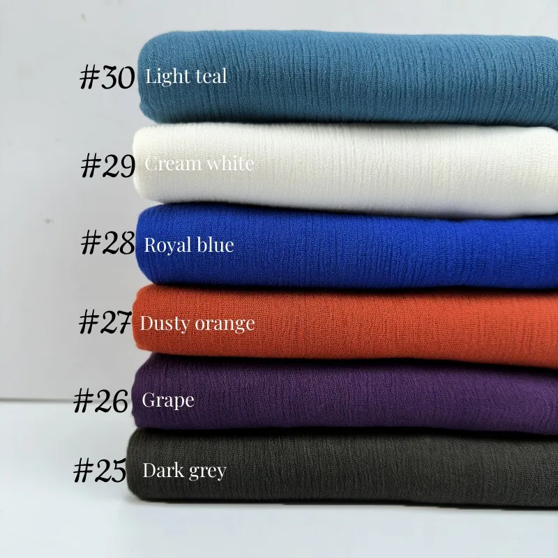 Solid Cotton Hijab with Fringe — Image 11