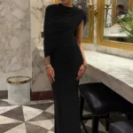 فستان سهرة سادة بأكمام قصيرة — صورة 5