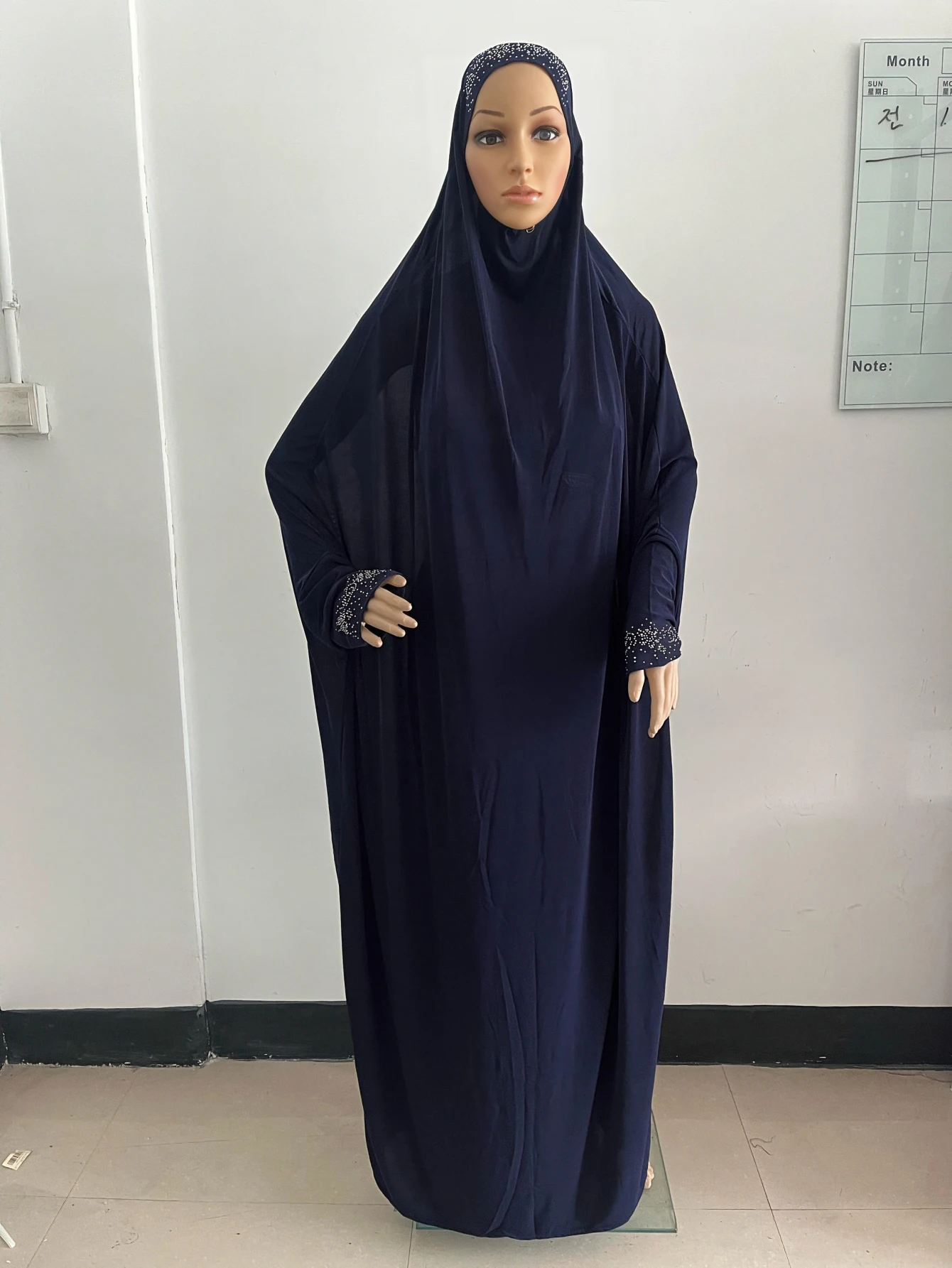 عباية صلاة بخمار بمقاس واحد