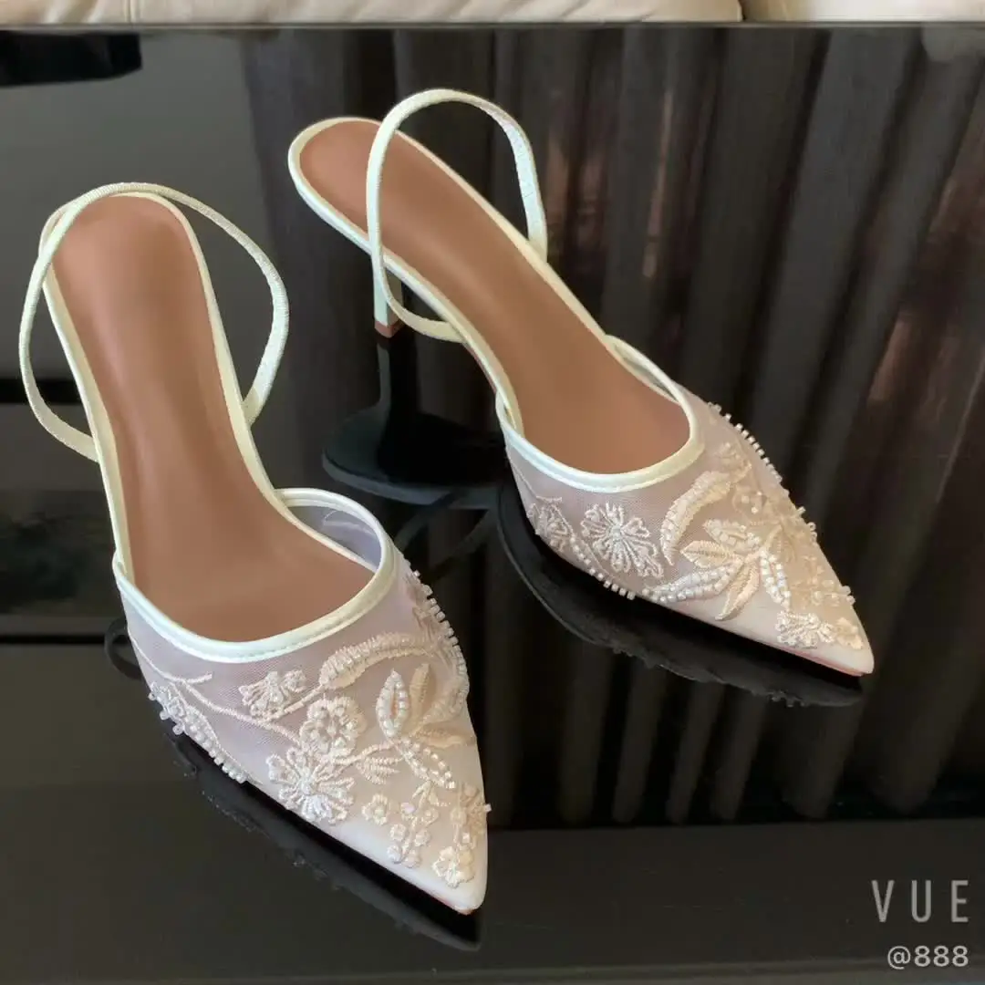 Women's White Shoes with Floral Embroidery
