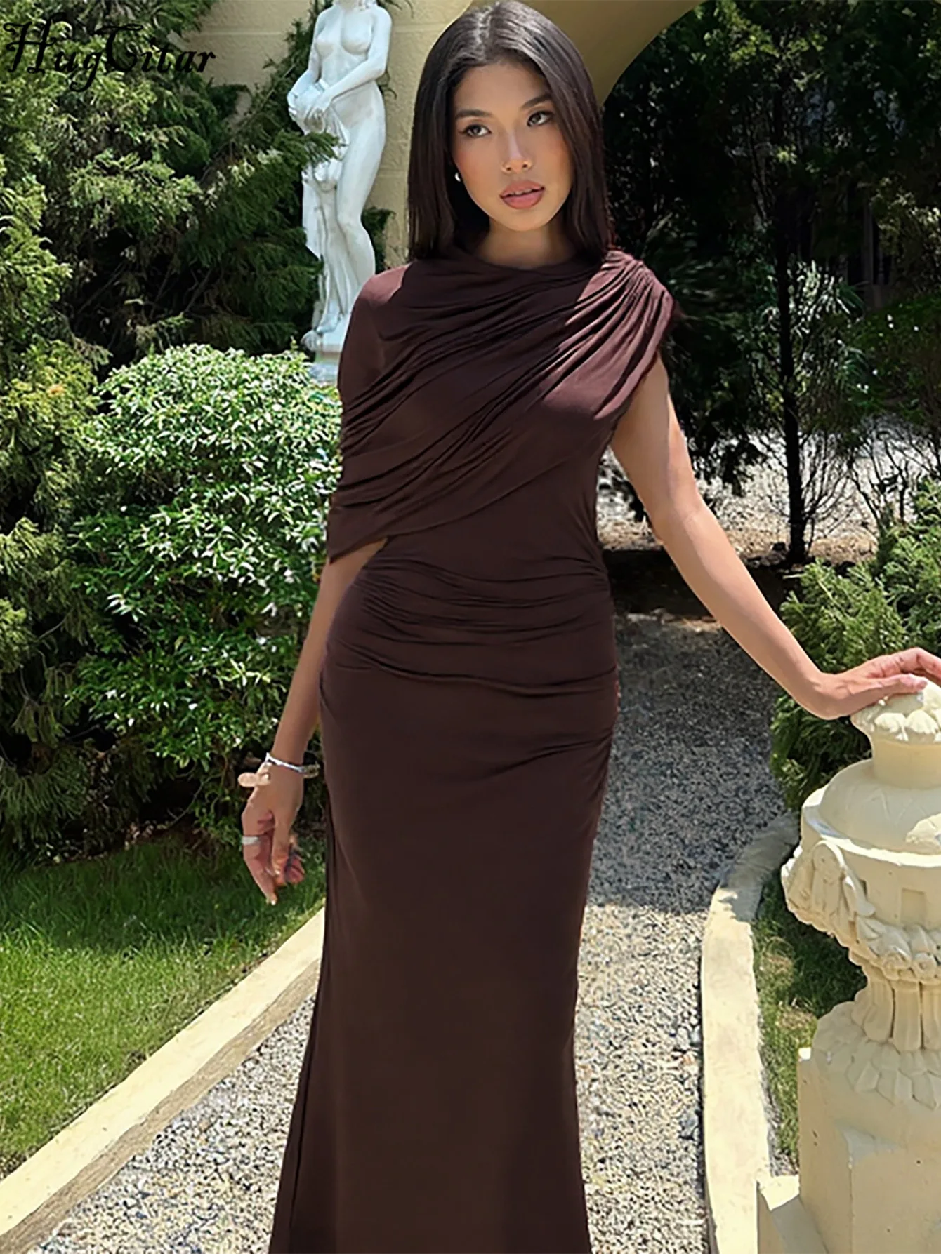 فستان سهرة سادة بأكمام قصيرة