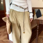 حزام بنقشة ورود بطراز كلاسيكي بسلسلة — صورة 2