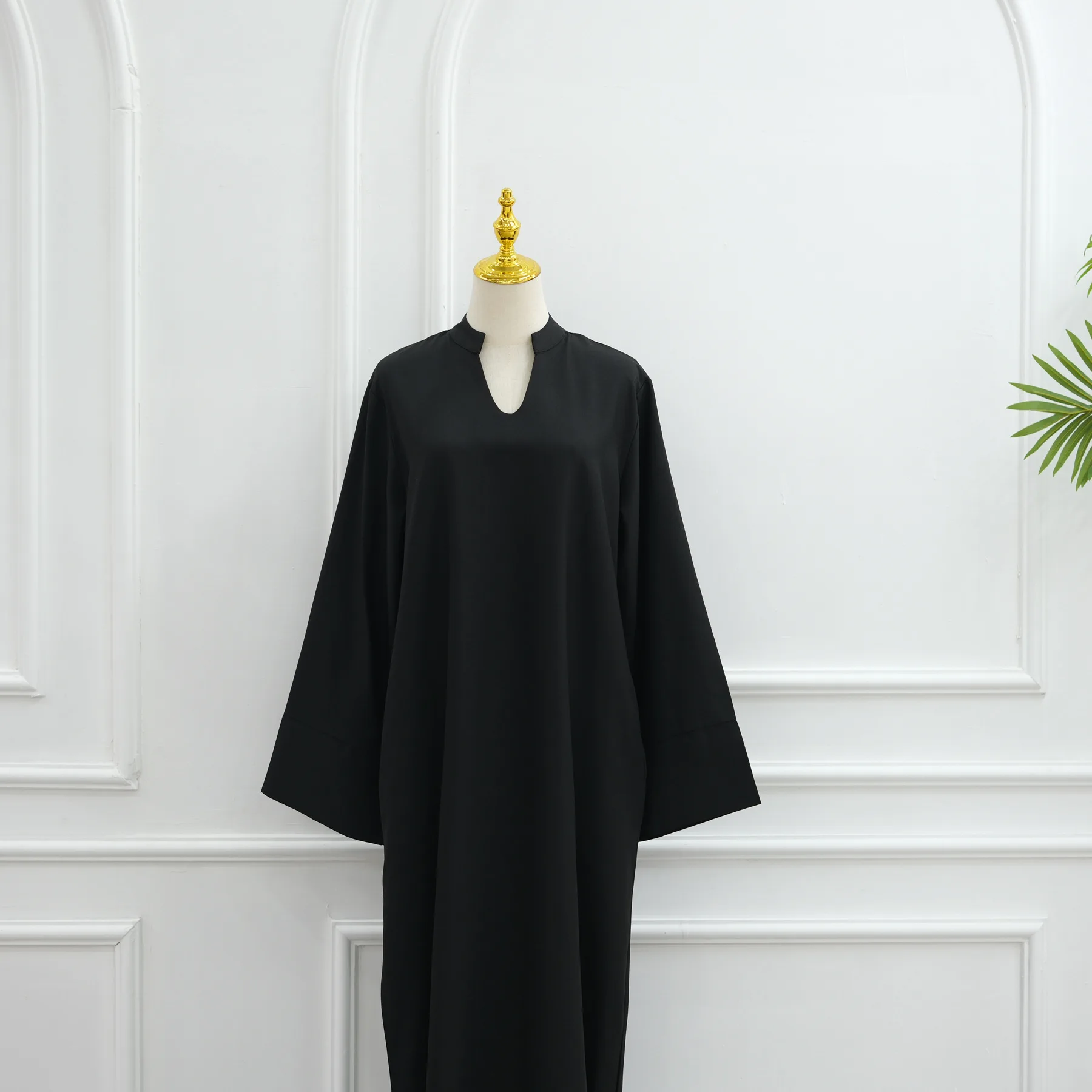 Dubai-Style Modest Eid Dress — Image 39