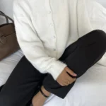 بلوفر نسائي أنيق بأكمام طويلة — صورة 2