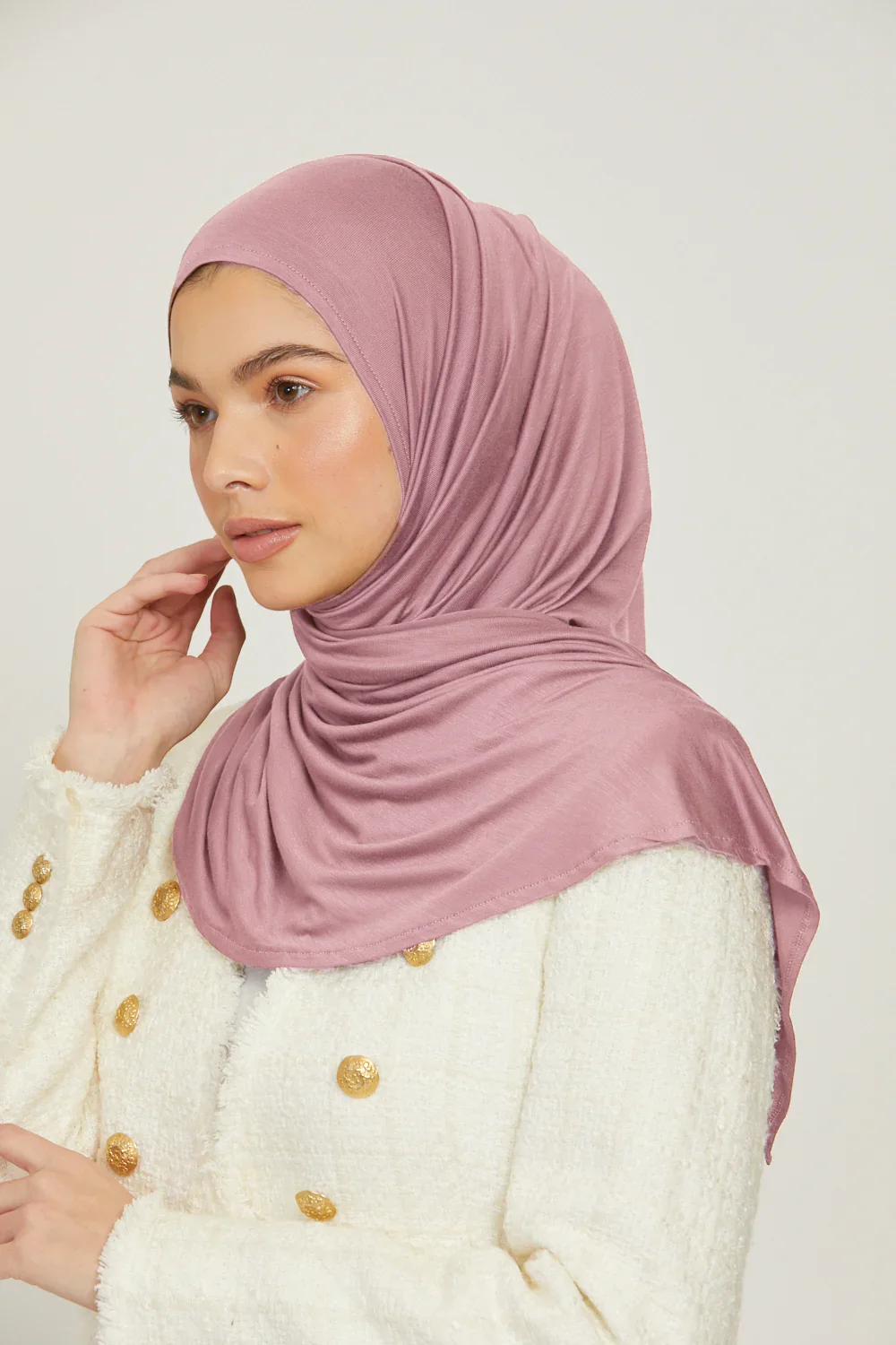 طرحة جيرسي طويلة بلون سادة