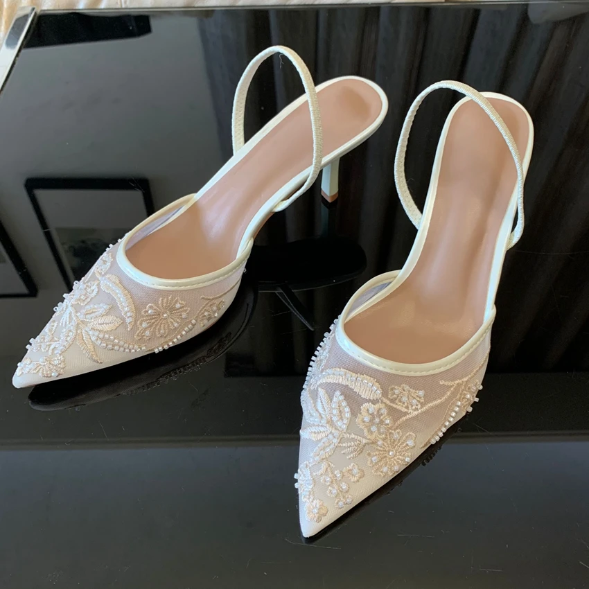 Women's White Shoes with Floral Embroidery