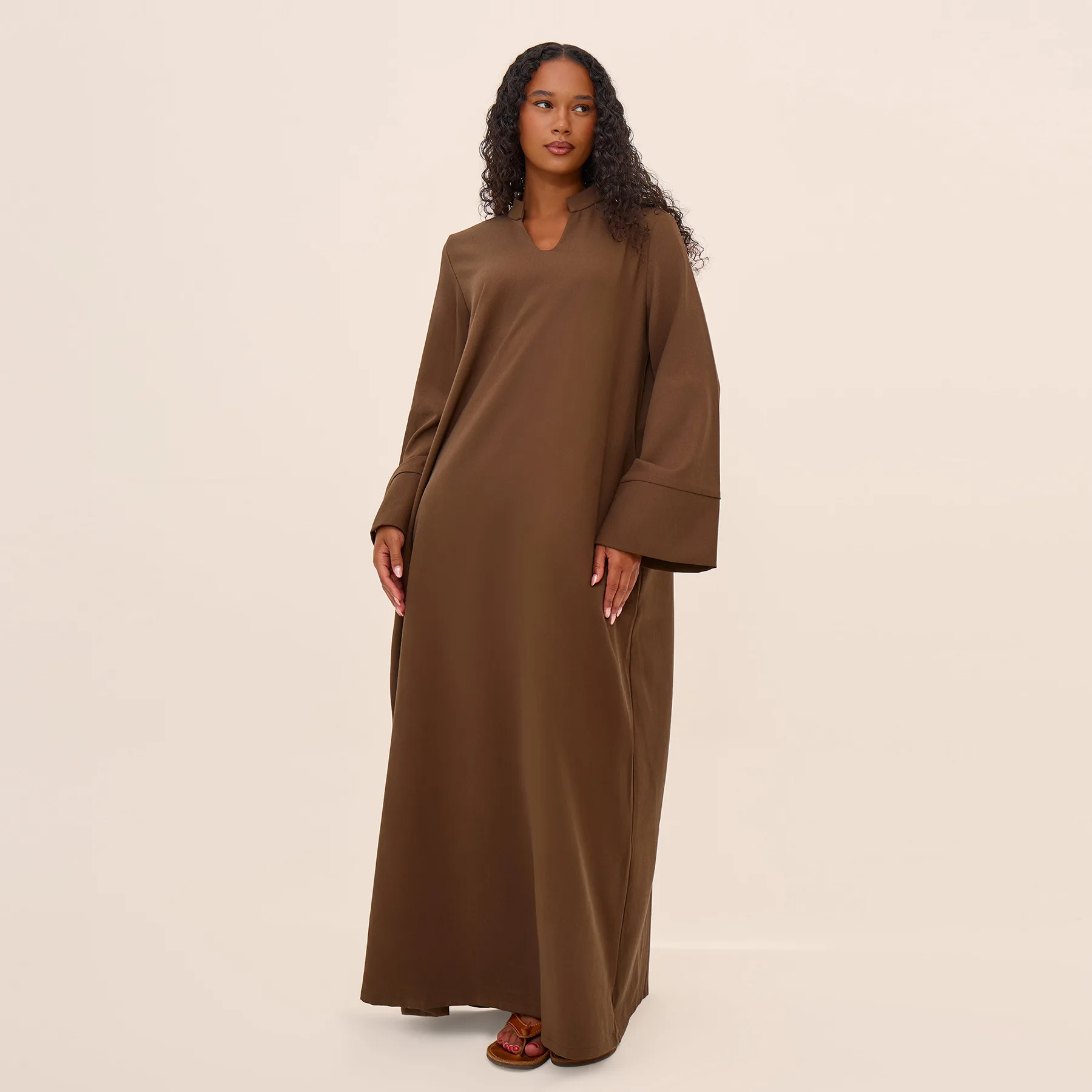 Dubai-Style Modest Eid Dress — Image 18