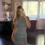 فستان قصير ملفوف بلا أكمام — صورة 6