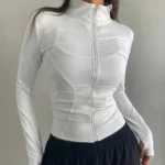 جاكيت ربيعي بطراز كلاسيكي