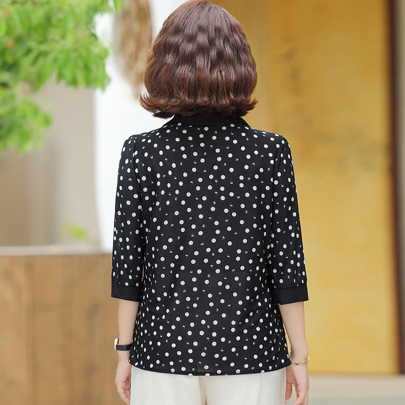 Summer Shirt with Turn-Down Collar