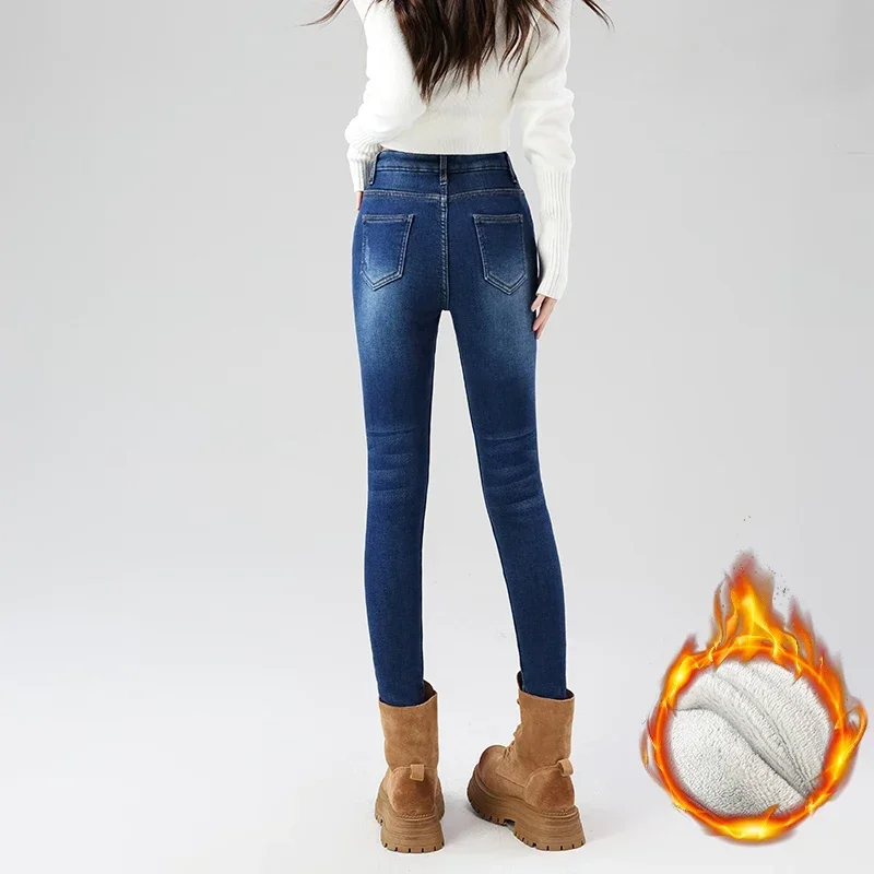 Slim-Fit Warm Winter Jeans — Image 16