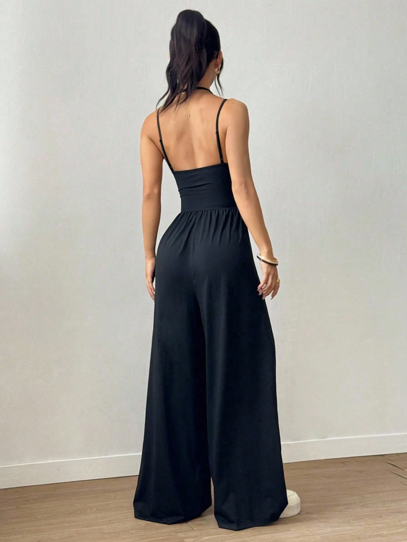 Women's Loose Pleated Jumpsuit with Elastic Waist