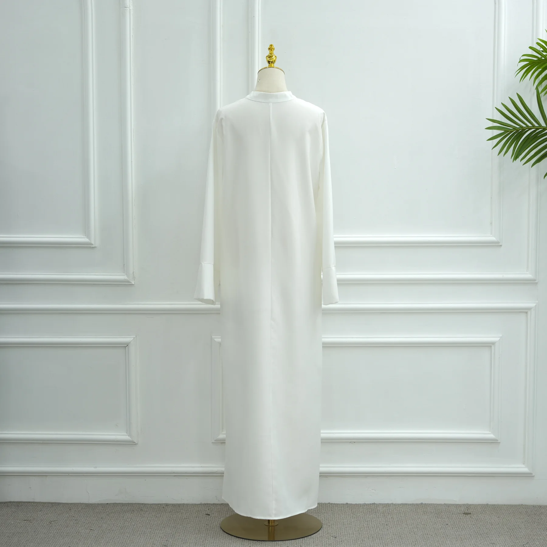 Dubai-Style Modest Eid Dress — Image 29