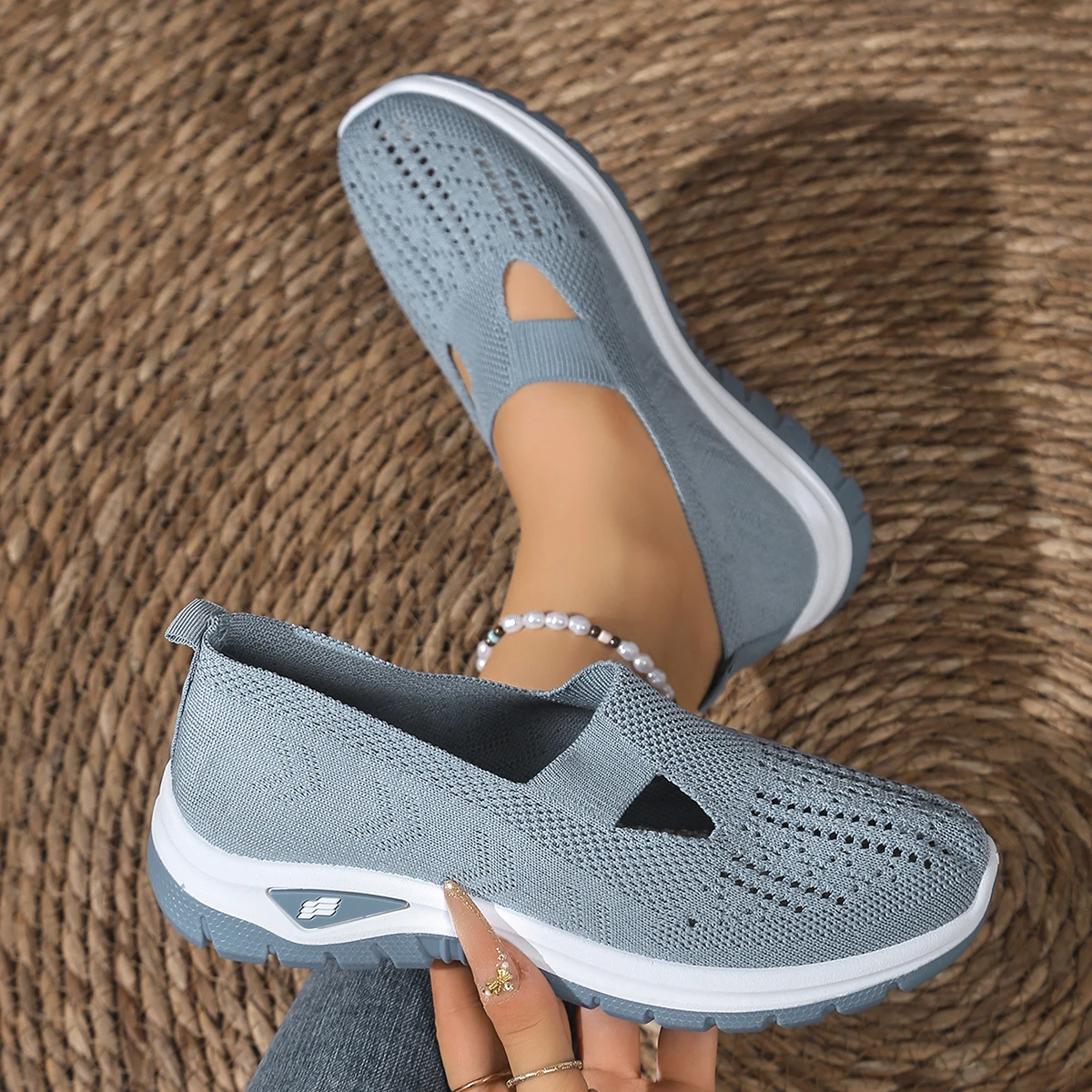 Women's Casual Summer Shoes with Ribbed Sole