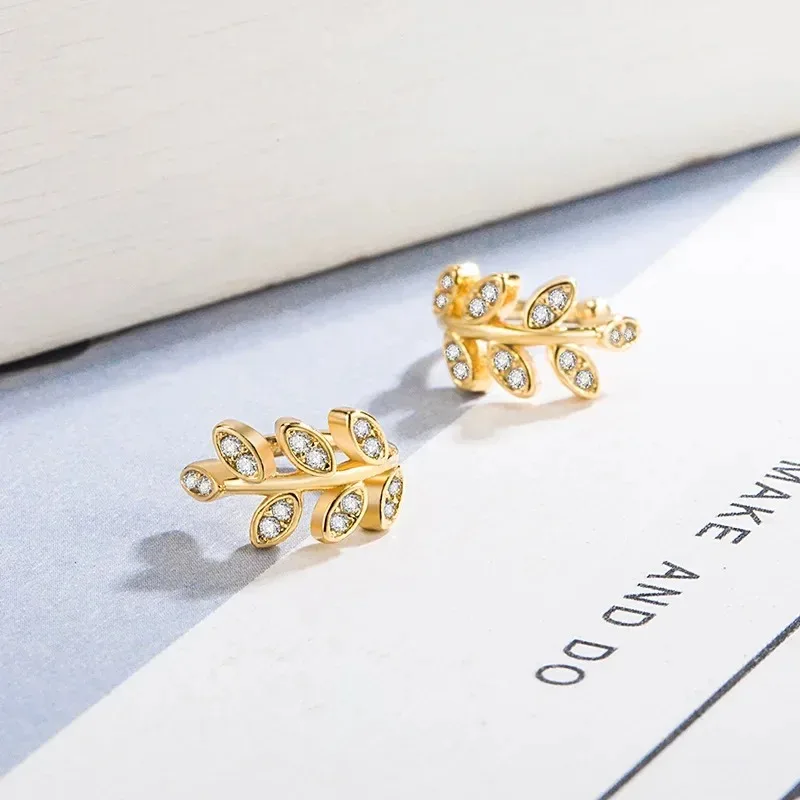 Leaf-Shaped Metal Ear Cuff