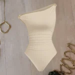 بادي سادة بكتف واحد وتجعيدات — صورة 3
