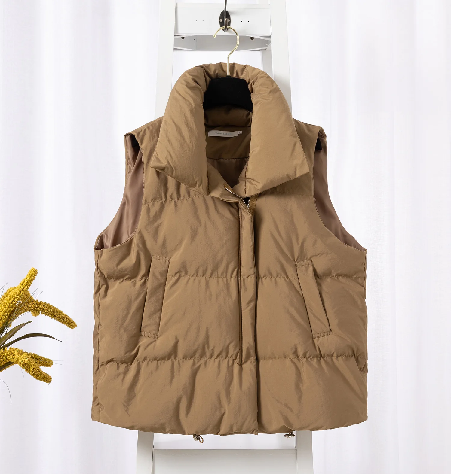 Padded Winter Zip-Up Vest with Pockets and Adjustable Waist