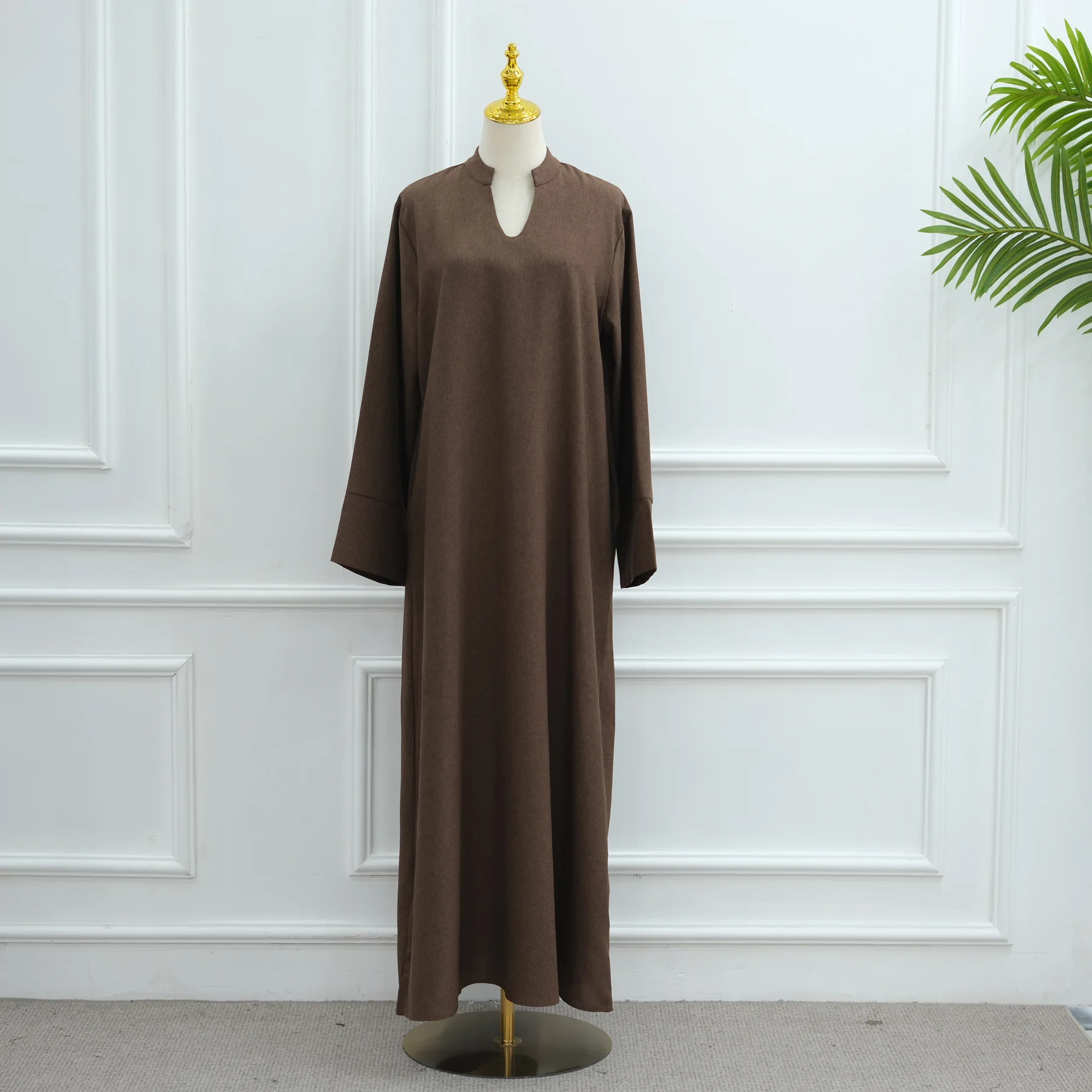 Dubai-Style Modest Eid Dress — Image 32