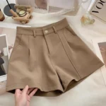 شورت واسع بقصّة حرف A مع جيوب وأزرار أمامية — صورة 3