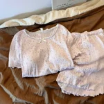 بيجامة بنقشة ورود مبطّنة — صورة 4