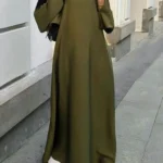 جلابية طويلة بقصّة واسعة